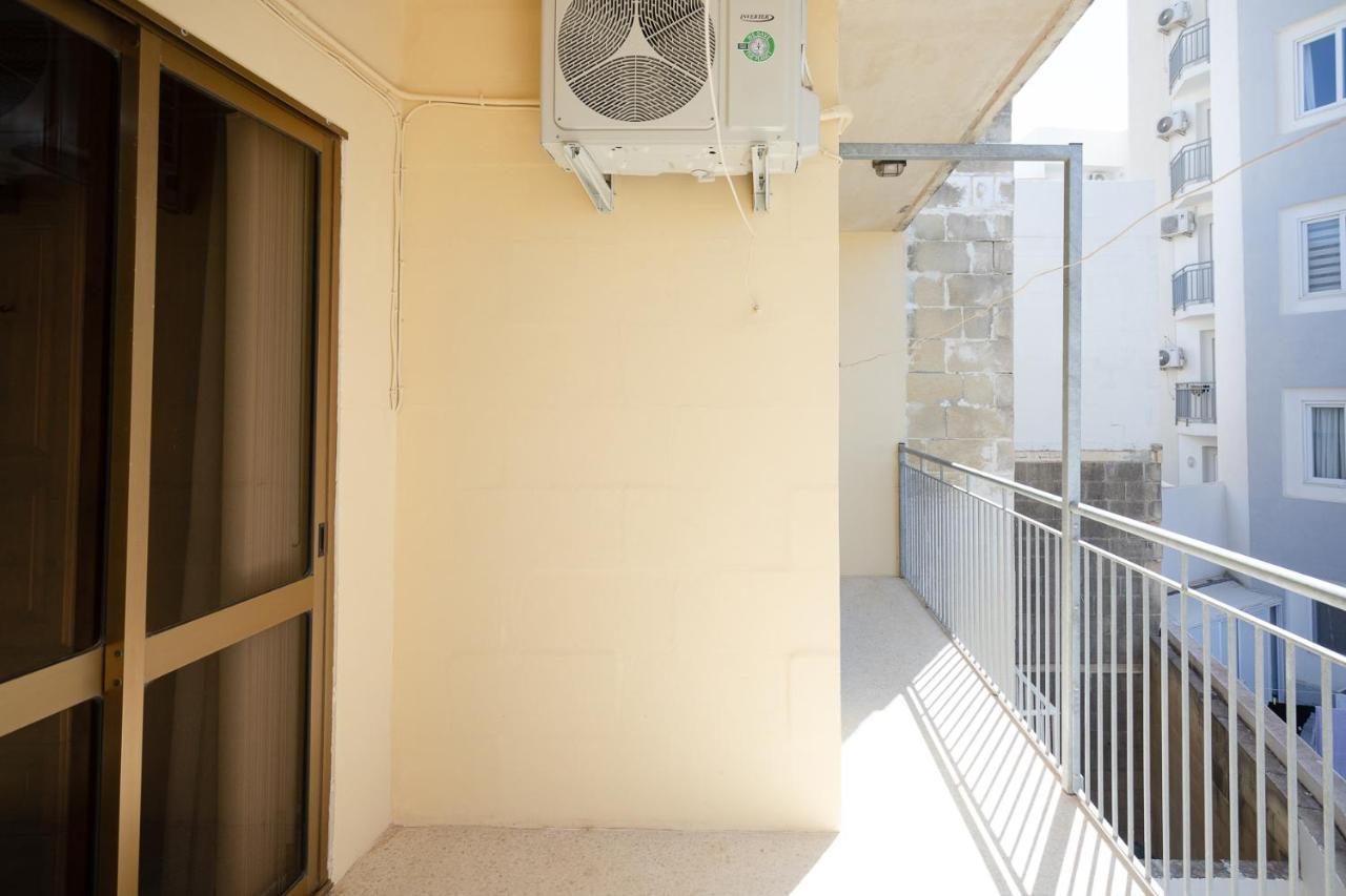 Marsalforn Apartment マルサルフォーン エクステリア 写真